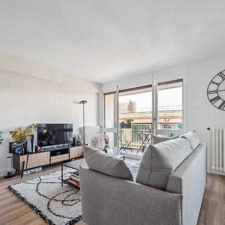 Symphonie De L'elegance A Javel By Weekome Parigi
